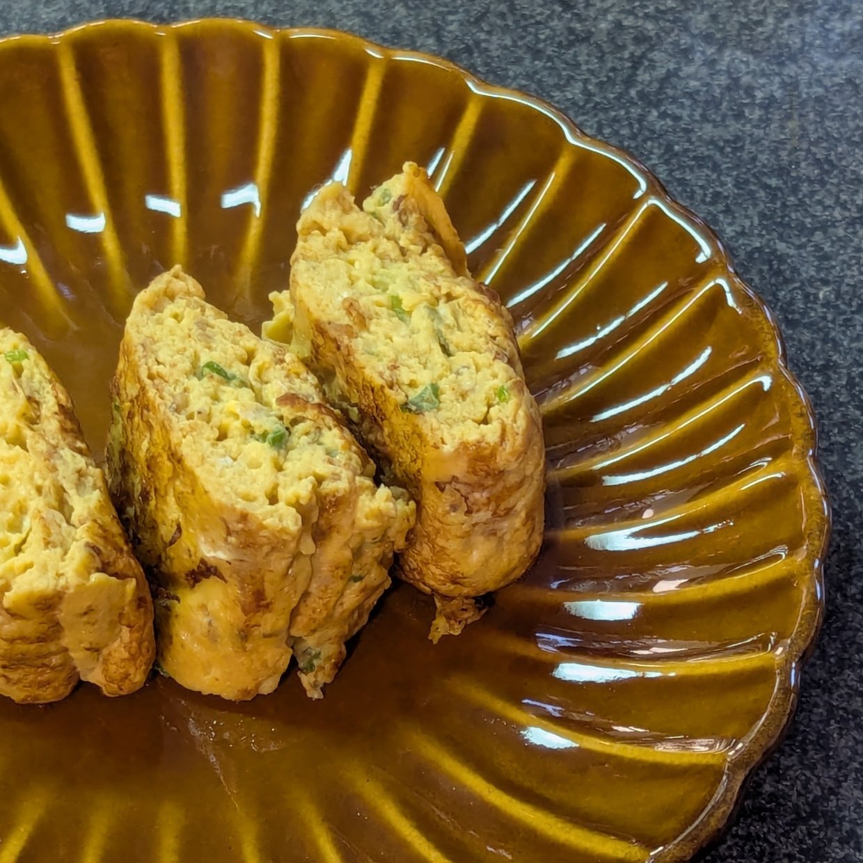  いつもの「卵焼き」がもっとおいしくなる“夏にぴったりな調味料”とは「さっぱり食べられる」「作りたい」 
