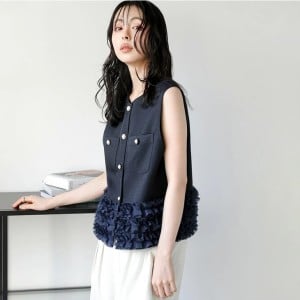 着るだけでこなれ感。“40代の大人女性”におすすめ、ジレを3つご紹介。【着るだけでおしゃれ上級者】