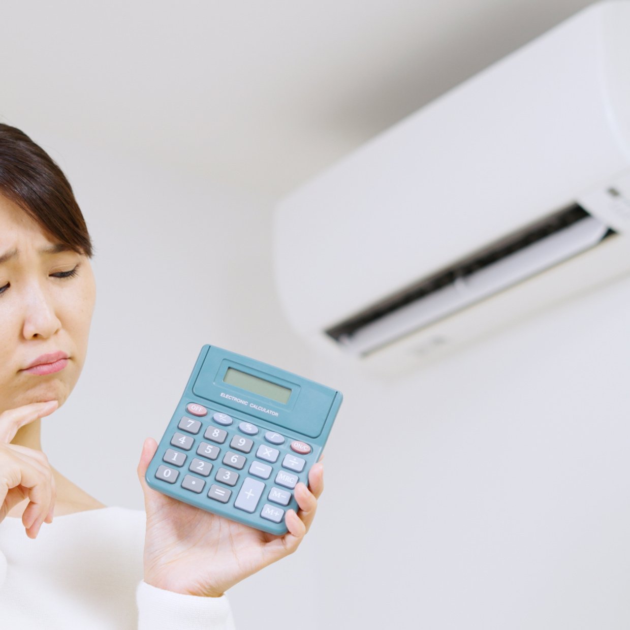  知らなかった。「エアコン」の冷房効率が落ちる“NG習慣”3つ「電気代が高い原因かも」 