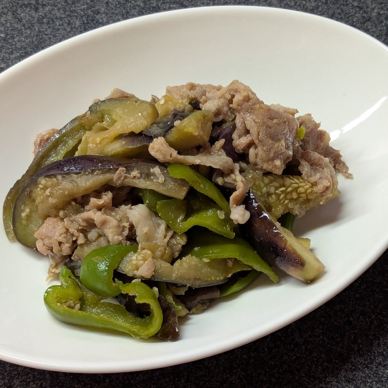  火は使わない！夏野菜たっぷりチンジャオロース「15分でボリュームおかず」「栄養もばっちり」 