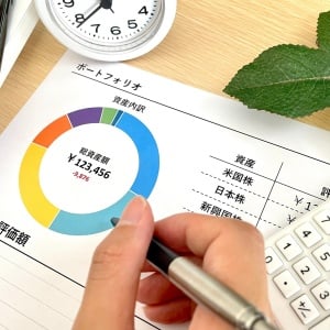 「お金が貯まる人」が夏にやっている“3つのこと”→「夏こそチャンス！」「早めの行動がカギ」