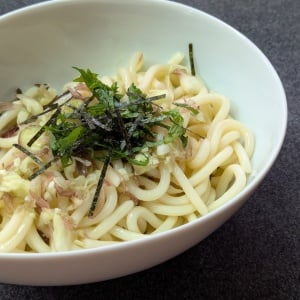 朝の定番がうどんになるかも。さっぱり食べられる夏にぴったり満足朝食「野菜も摂れる」