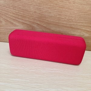 「どこに置いたっけ？」がなくなる。使っていない「メガネケース」の意外な使い道「3つも入った」