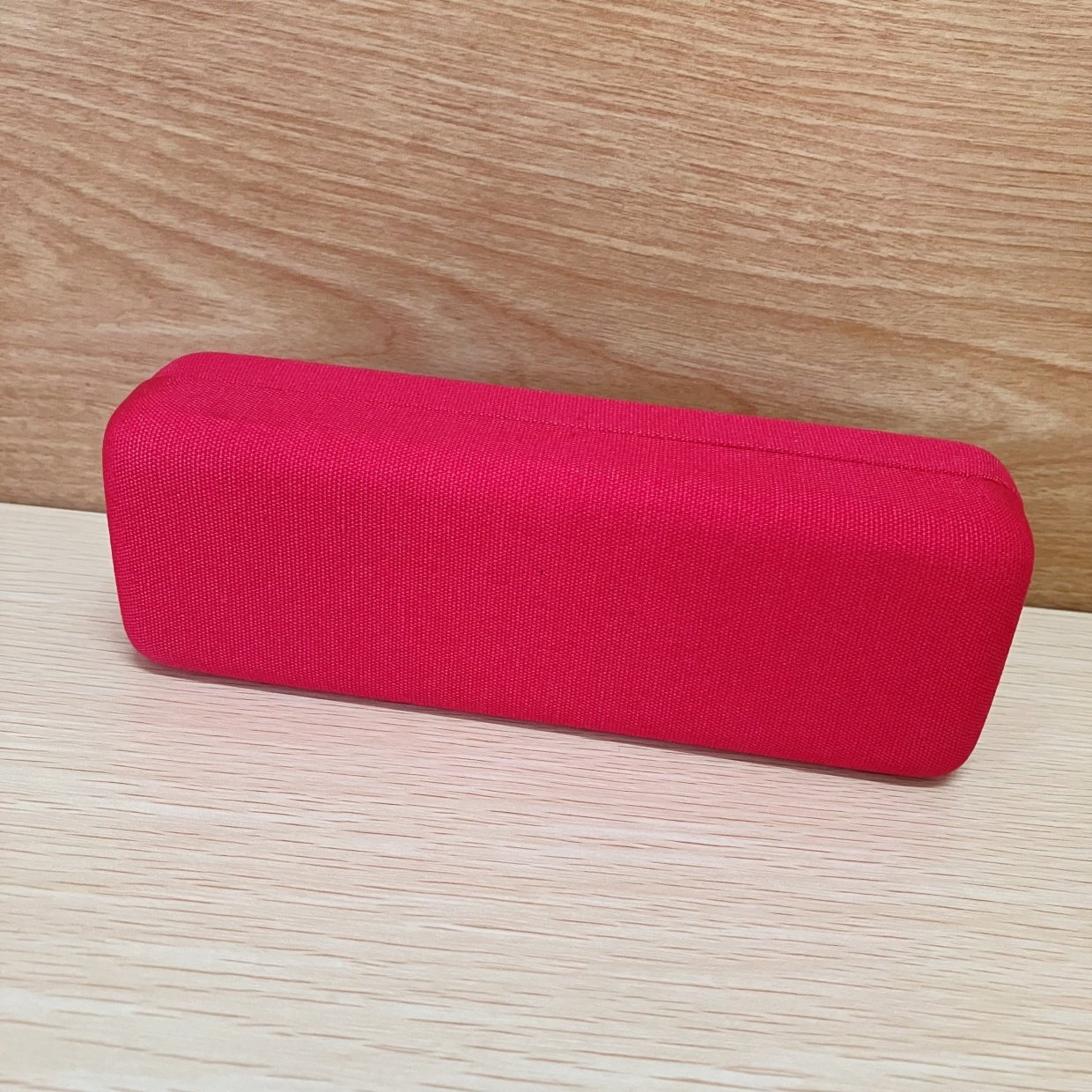 「どこに置いたっけ？」がなくなる。使っていない「メガネケース」の意外な使い道「3つも入った」 
