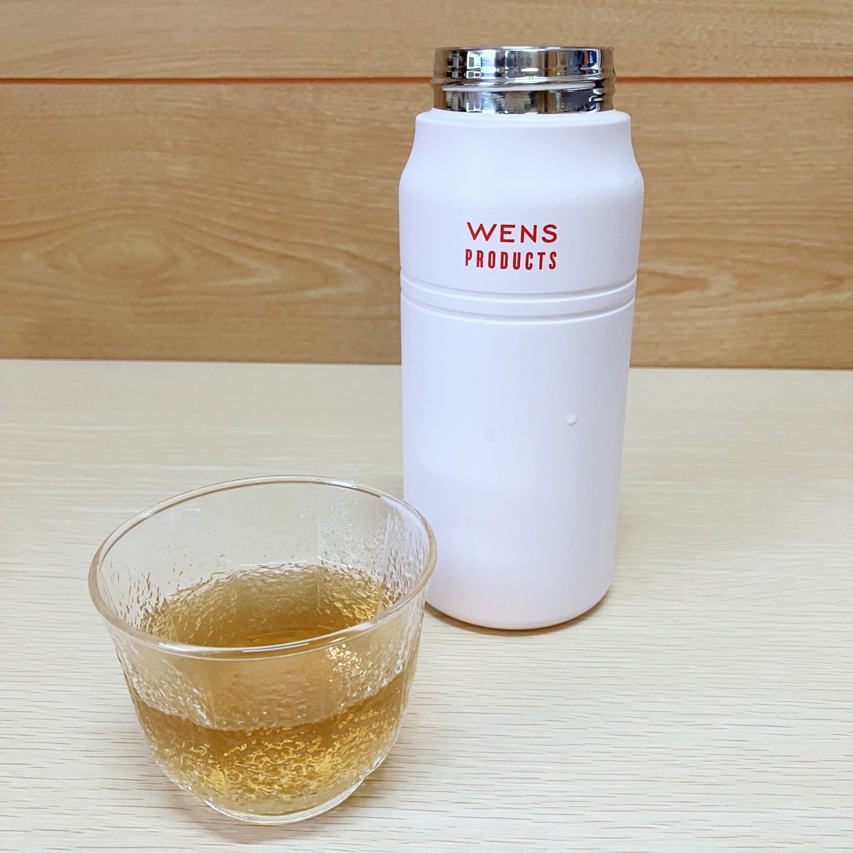  水筒の麦茶の「氷」が溶けても薄味にならない裏ワザ→「想像以上」「優秀すぎるよ…」 