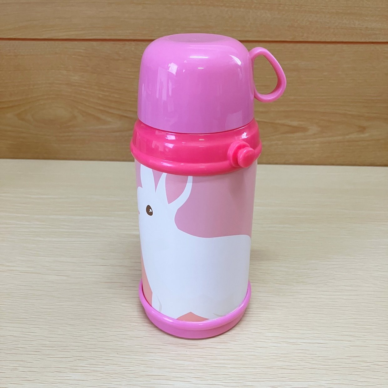  使っていない「水筒」の“飲み物を入れるだけじゃない”意外な使い道「発想がすごい」「湿気なくていい」 