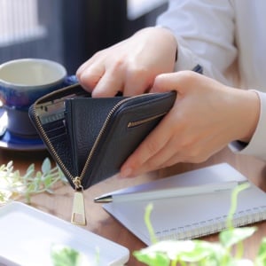 「金運がない人」がやりがちな”お金が逃げるNG行動2つ”