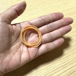 たまりがちな「輪ゴム」の“留めるだけじゃない”意外な使い道「たった1本で？」「細かい場所もフィット」