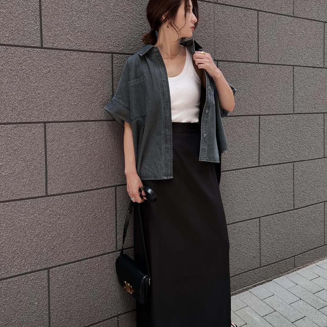  二の腕、お腹、腰まわり…気になる部分もすっきり見え！大人女性のための「部位別カバースタイリング」 