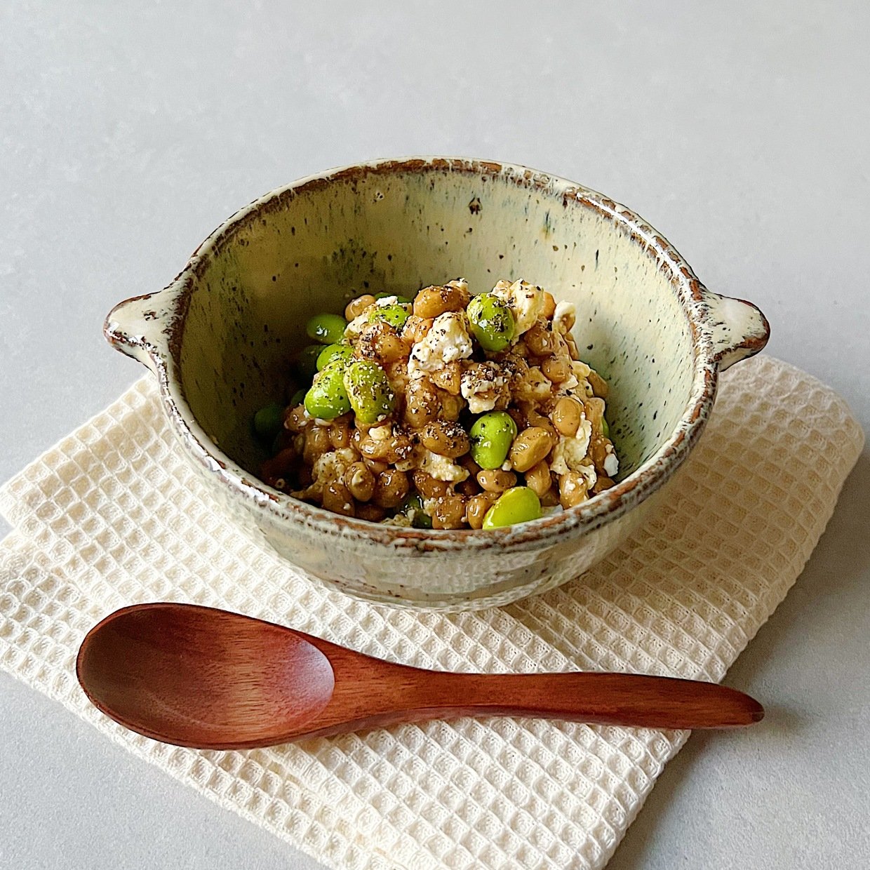  腸がよろこぶ！「食物繊維」と「発酵食品」のチカラで自然にすっきりを目指す“納豆アレンジ” 