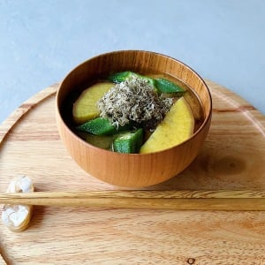 ビタミンCを補充して肌のくすみケア！肌の透明感を内側からサポートする“旬の食材”とは？