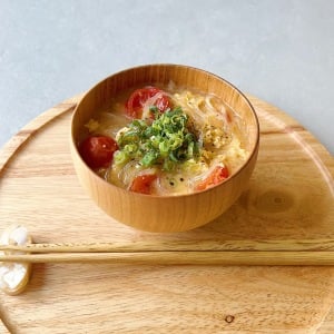 肌荒れや体調不調の助けに。リコピンで内側から整えるヘルシーみそ汁習慣「一度食べるとやみつきに」