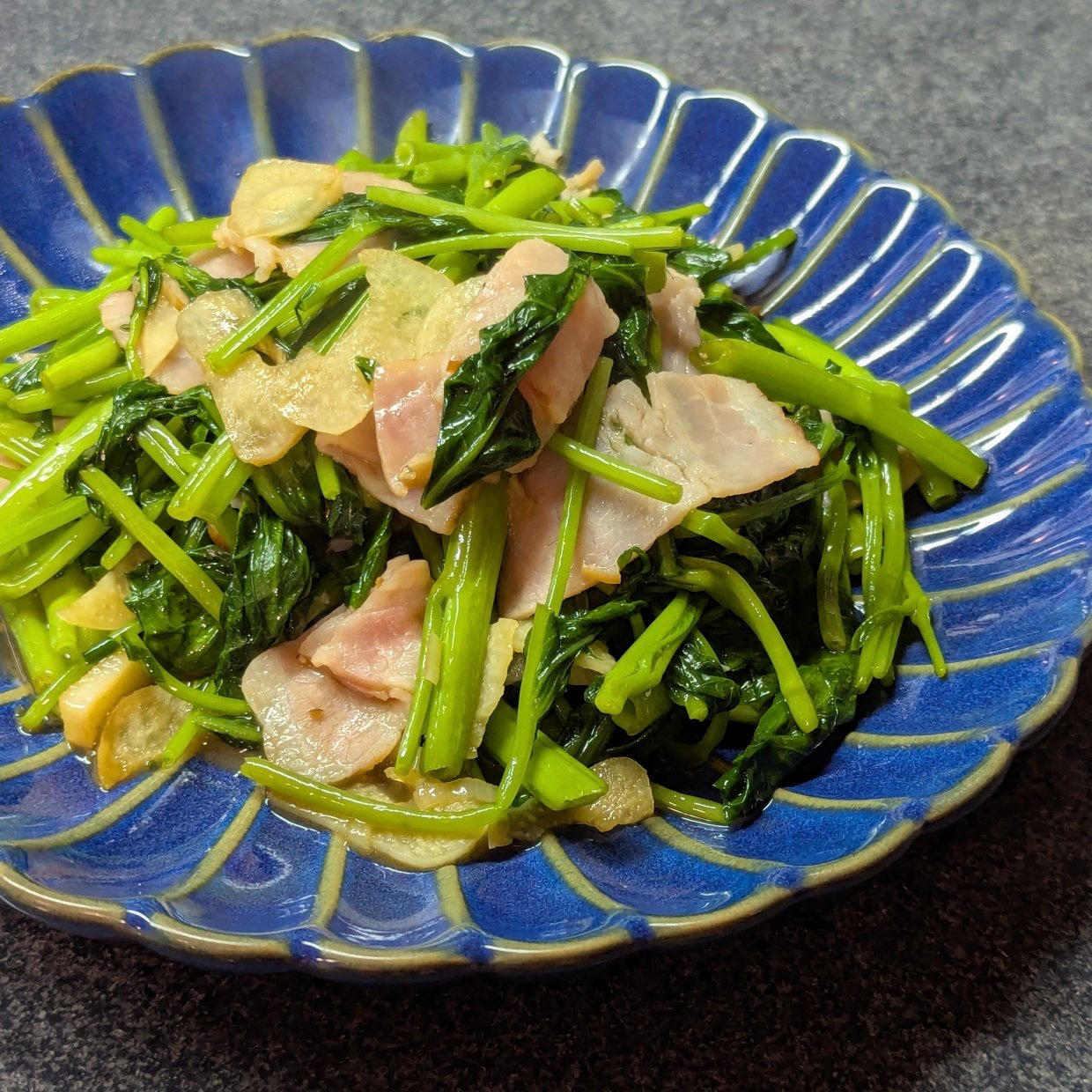  シャキシャキ食感がたまらない！「空芯菜」がもっとおいしくなる【栄養満点レシピ】 