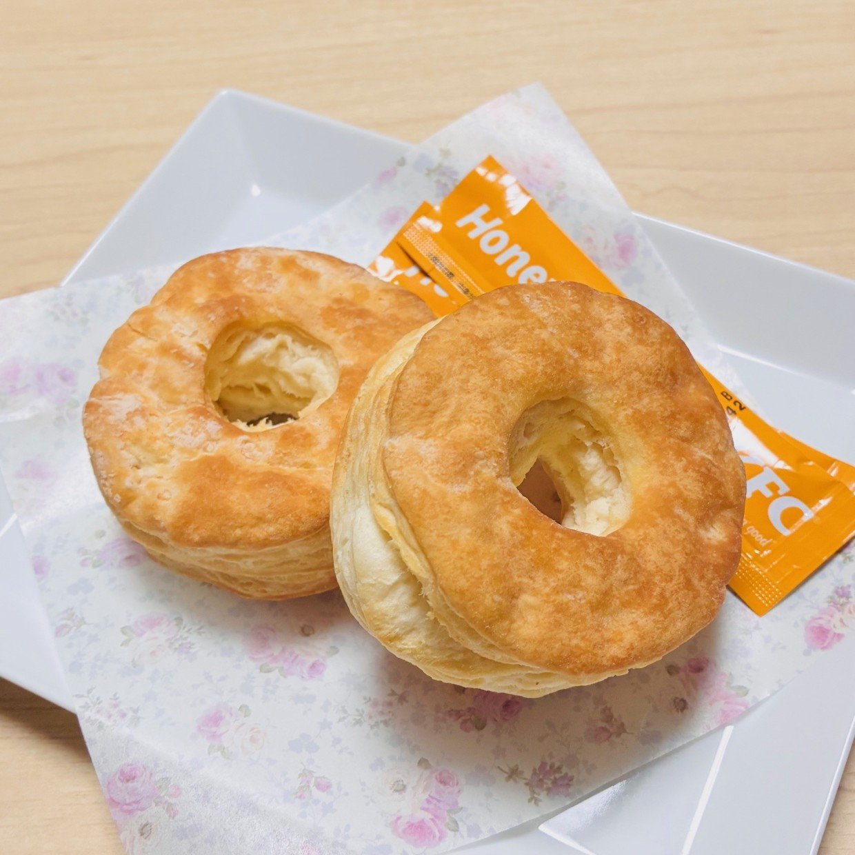  ケンタッキーの“ビスケット”をおいしく温め直す方法「しっとりフワフワ！」「外はサクサクで香ばしい」 