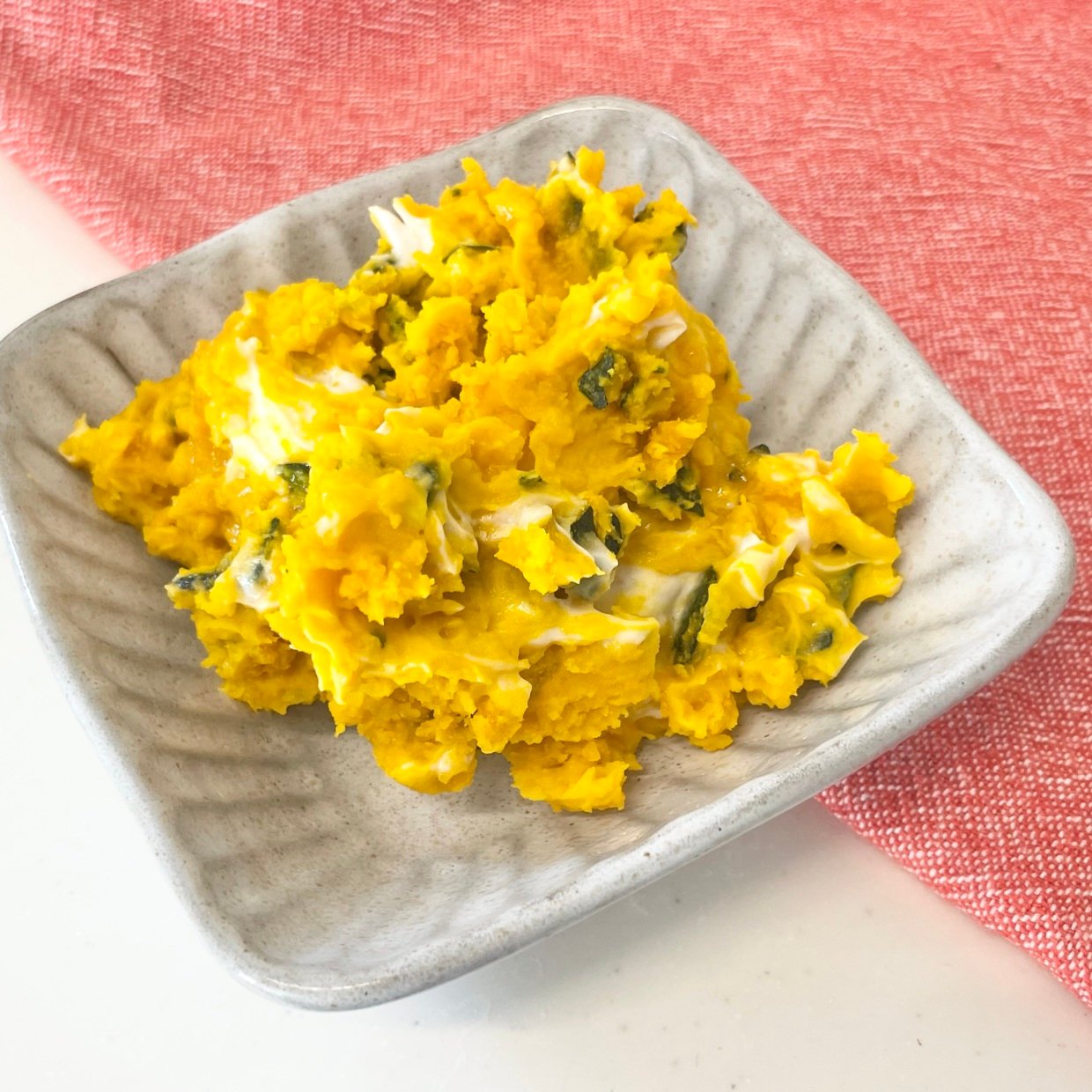  まるでスイーツ！「かぼちゃ」とクリームチーズの相性抜群！子どもも食べやすい絶品サラダ 