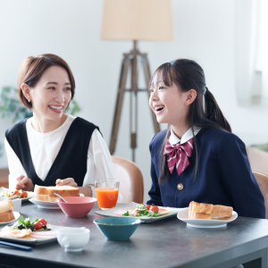 思春期の子どもがぐんと伸びる！自立心を育てる親の関わり方“5つのヒント”
