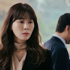 心を鷲づかみにされる【恋と仕事に揺れる韓国ドラマ2選】「見始めたら最後まで見ちゃう」「目が離せない」