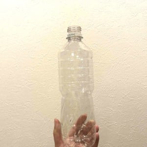 飲み終えた「ペットボトル」を3等分に切ったら…？「想像できなかった」「ナイスアイデア！」「素敵」