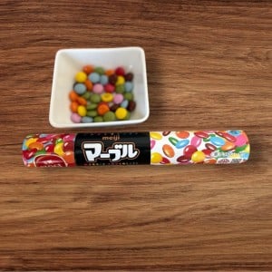 “マーブルチョコの空き容器”に15本入った意外なモノとは？「ジャストサイズ」「ピクニックにもいい」