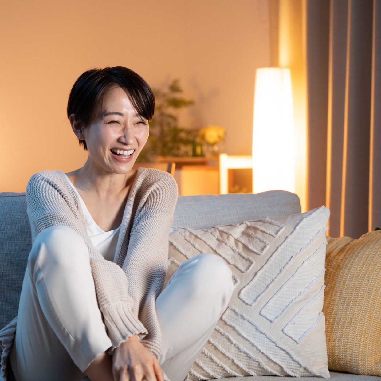  秋の夜長はどう過ごす？幸福度が高い人が実践する習慣5選 