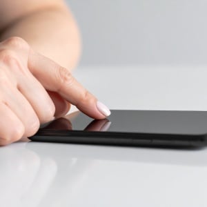 【iPhone】うっかり削除も即復活！文字入力の“便利ワザ”「一瞬で戻せる」「超便利！」