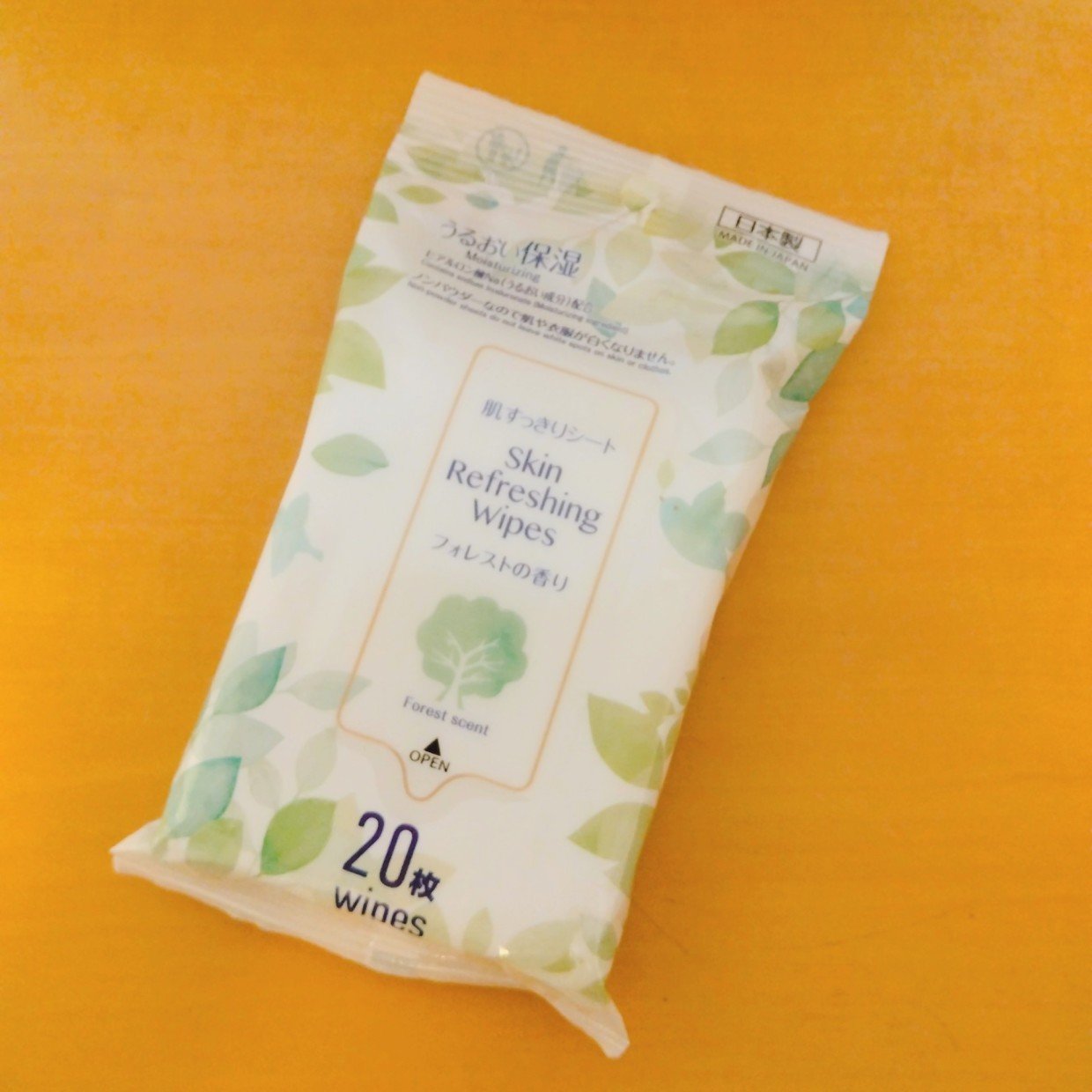  厚みのある「汗拭きシート」をぺったんこに持ち歩くアイデア「使う分だけ持ち歩ける」「鞄の中もすっきり」 