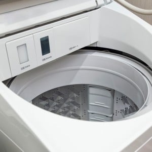 「洗濯機」の臭いをすっきり解消！洗濯槽・排水口・ホースの掃除法【基本掃除編】