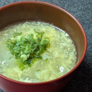 涼しい朝にぴったり！とろっとろの冬瓜と卵のあったかスープ「体の芯から温まる」