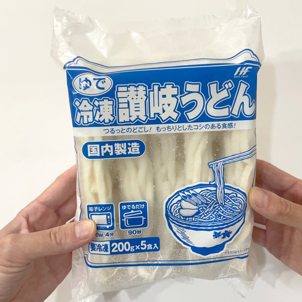  「袋が閉じにくい…」を解消！業務スーパーの冷凍うどんの“賢い開け方”「マネする」「ストレス減る！」 