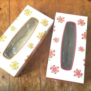 切って留めるだけで？「ティッシュの空き箱」が便利アイテムになった「7個ぴったり入る」「スッキリ！」