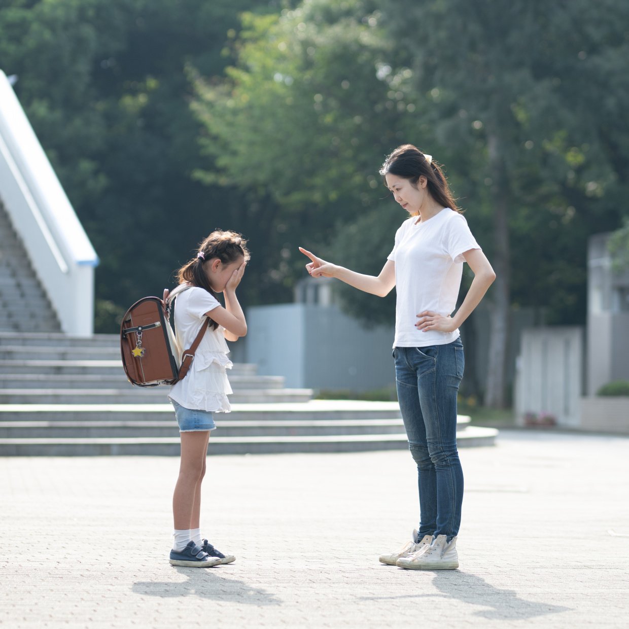  「なんでできないの？」と叱る前に。子どもの“さぼり”や“怠け”の裏にあるSOSに気づく方法 