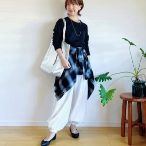 まわりと差がつく！大人の「秋のシャツコーデ」3選【40代おしゃれ女子に学ぶ】