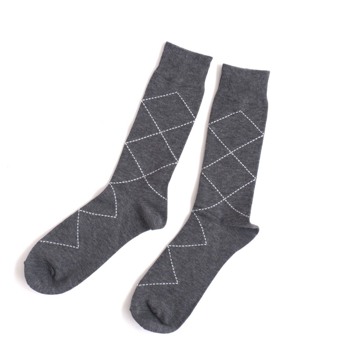  片方使わない「靴下」が“日常で役立つ”便利グッズに変身する…？「ぴったり！」「持ち運べる」「すごい」 