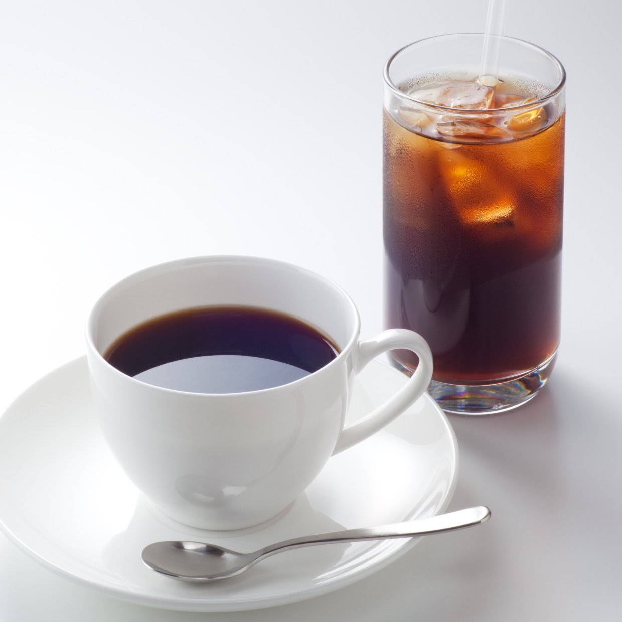  コーヒーはアイスとホットで効果が違う⁉︎材料4つで作れる“話題のレシピ”「ダルゴナコーヒー」の作り方 