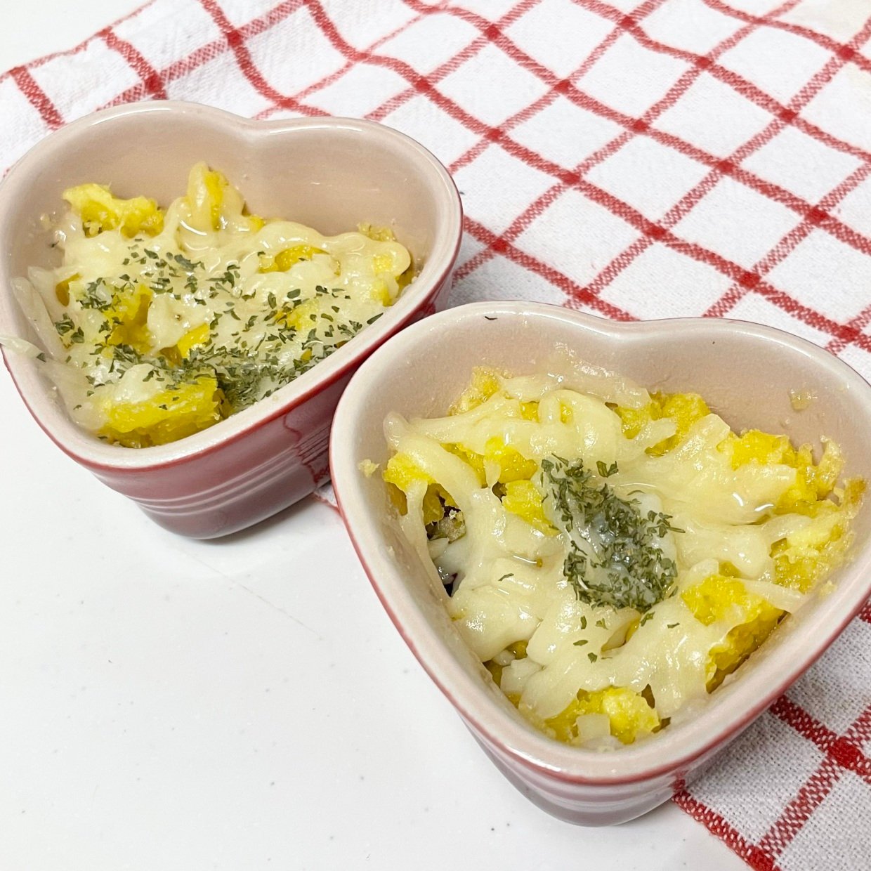  もうホワイトソースは作らない。帰宅後10分でできる“さつまいもグラタン”の作り方「つぶして焼くだけ」 