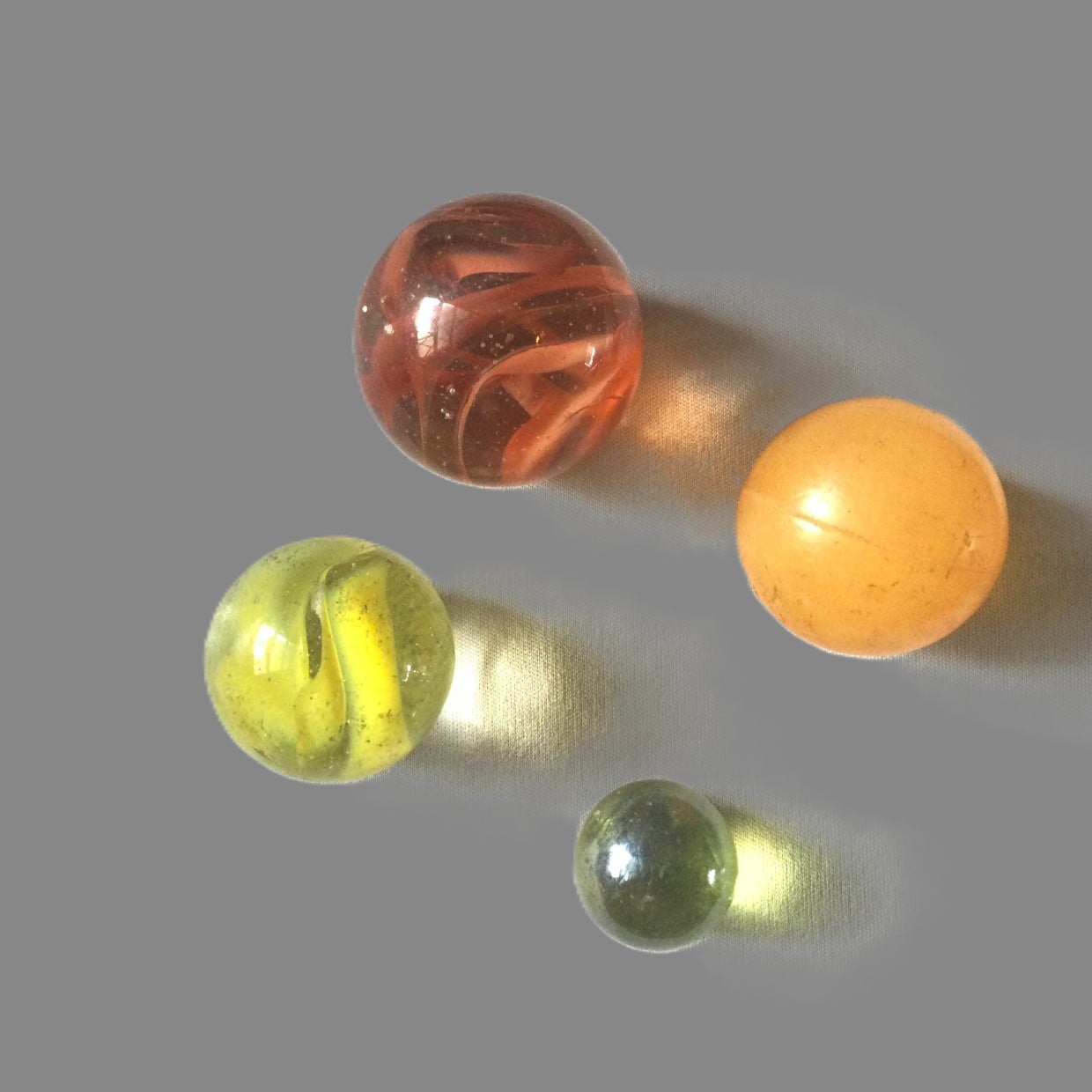  “スーパーボール”の思わず「不思議…！」と思ってしまう“意外な使い道”「ピタッと止まる」 