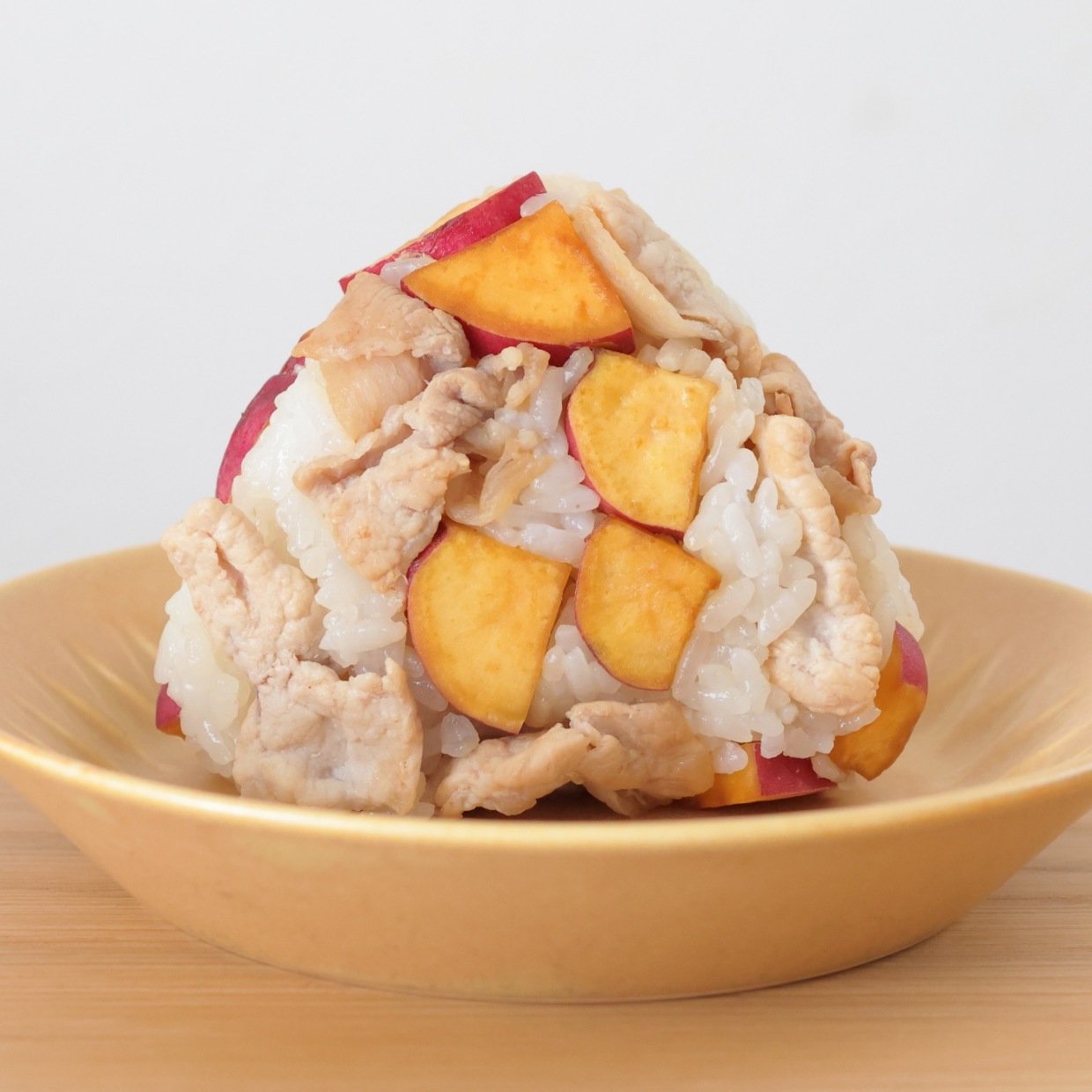朝「おにぎり」に入れると満足感が上がる。秋の旬が楽しめる食材の組み合わせとは?