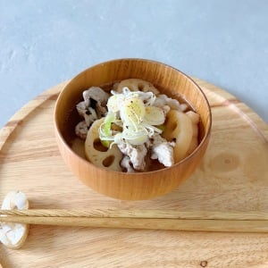 「みそ汁」にいれると肌がよろこぶ。“ビタミンCや食物繊維、ポリフェノールがたっぷりの旬な食材”とは？