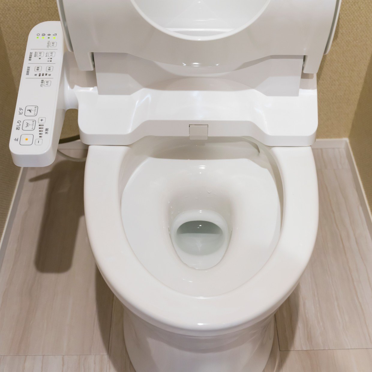  便器以外も見られてる…。来客前に押さえたい「トイレ」の“掃除スポット3つ”「完璧じゃなくていい」 