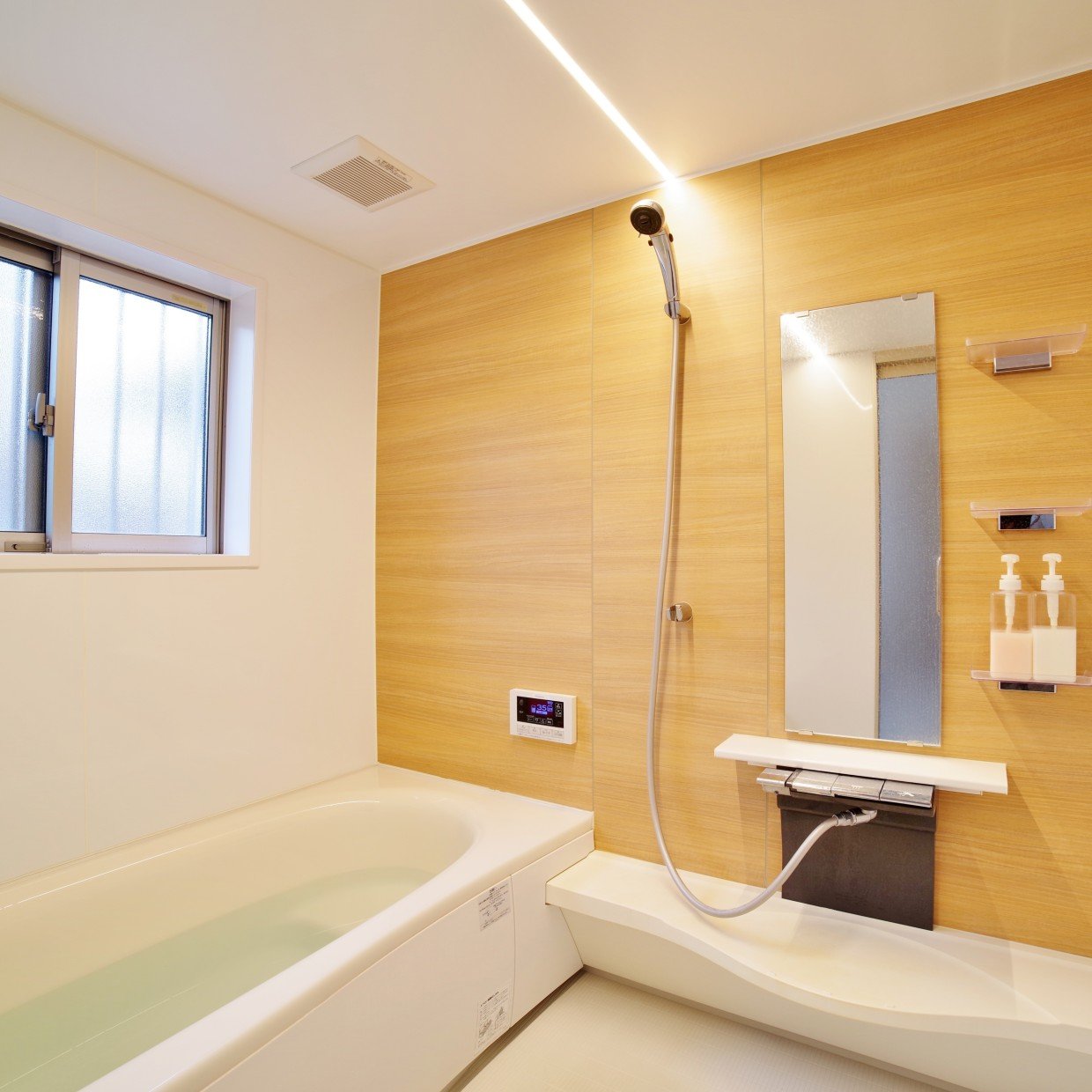  冬の「お風呂時間」で家計がピンチ!? 光熱費が高くなる"NG行動3つ" 