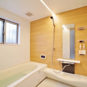 冬の「お風呂時間」で家計がピンチ!? 光熱費が高くなる"NG行動3つ"