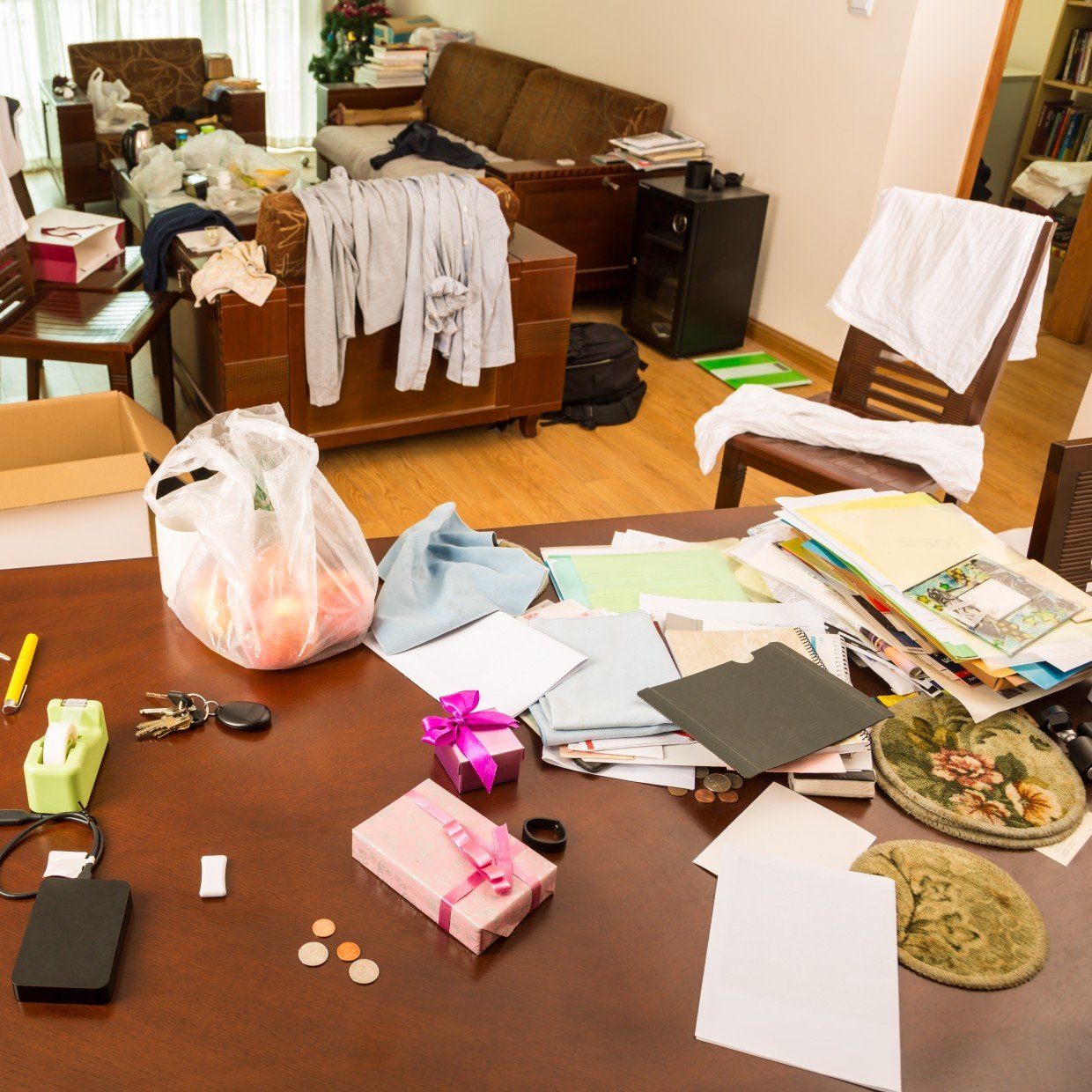  散らかった部屋が片付いた印象になる！突然の来客でも慌てない“3つのコツ”「10分でOK！」 