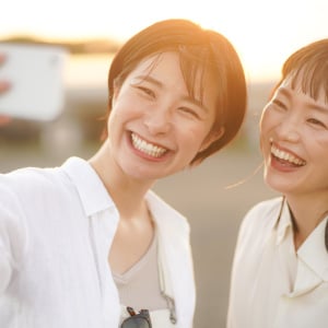 3連休前に知りたい！旅行で便利な“スマホ活用術”3つ「役立つ」「友達にも教える」