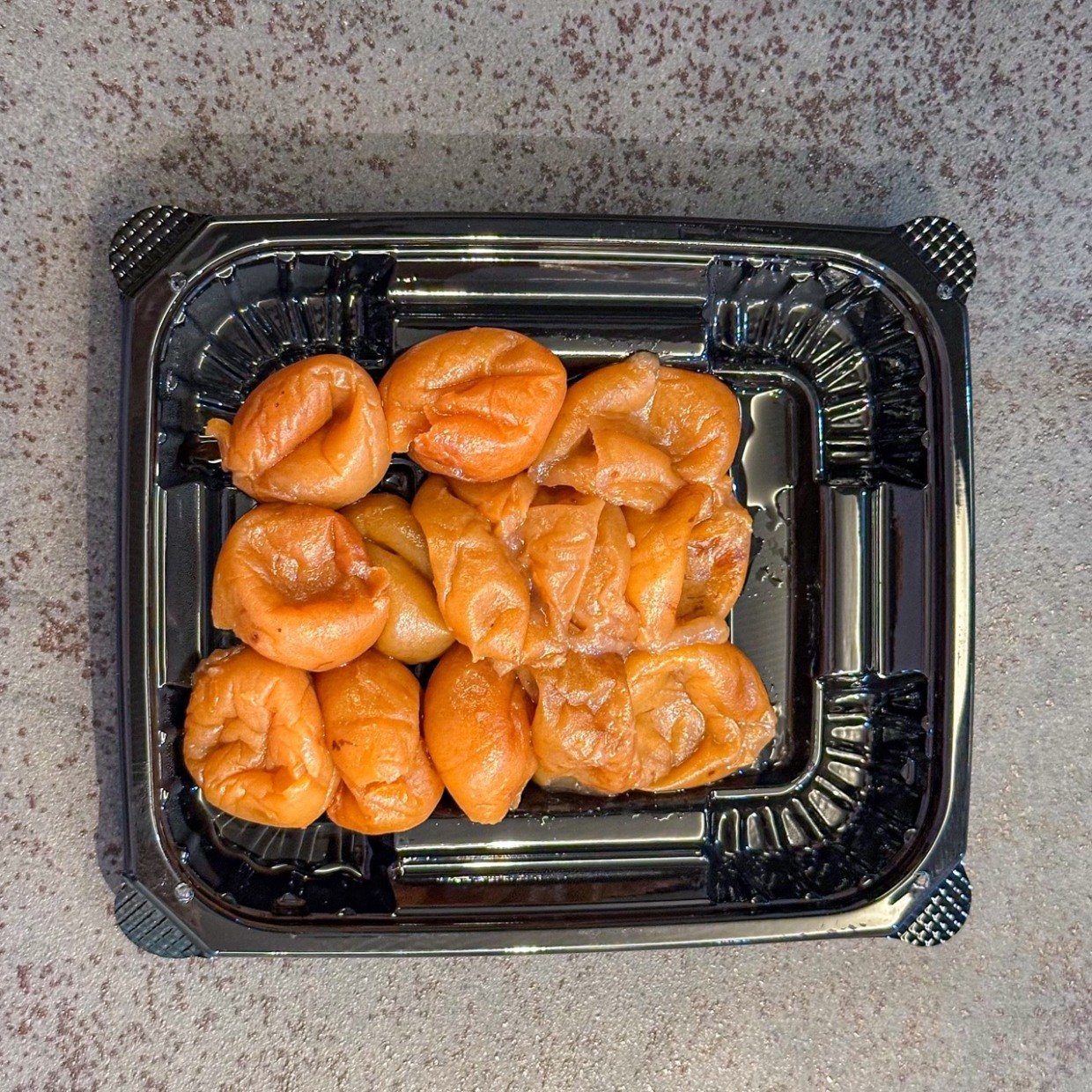  もう余らせない！「梅干し」を使いやすくする“ストック術”「手が汚れない」「かなり使える！」 