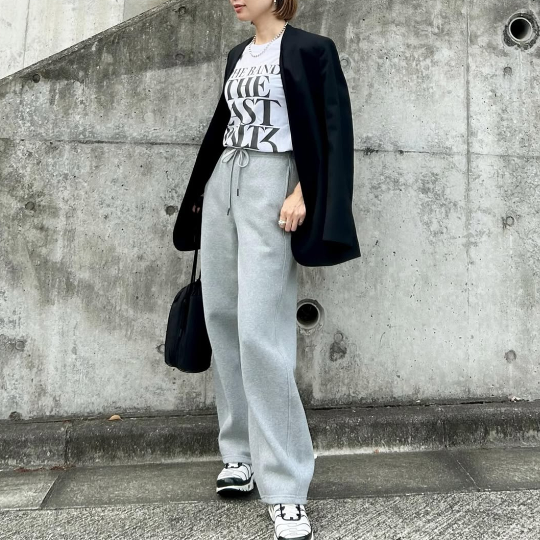  「おしゃれさんだよね」と噂されちゃう。40代こなれ感がある人の“秋のジャケットスタイル”3選 