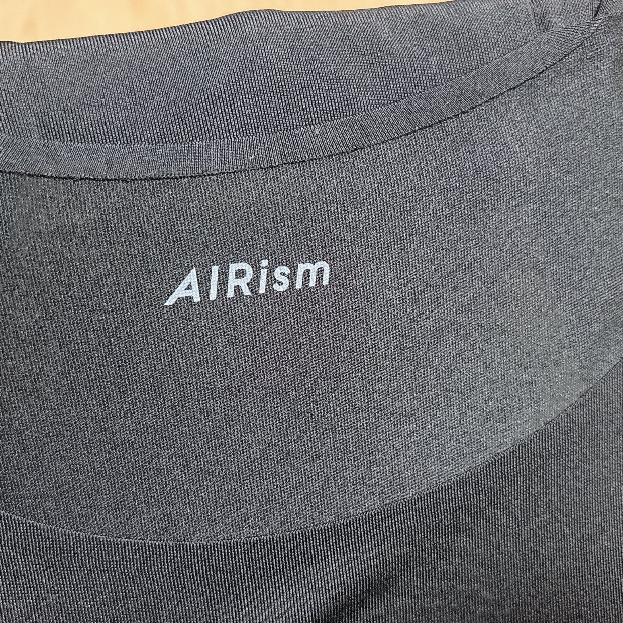  知らなかった。意外と知らないユニクロ“エアリズム”の寿命「いつ買ったかわかる方法」 