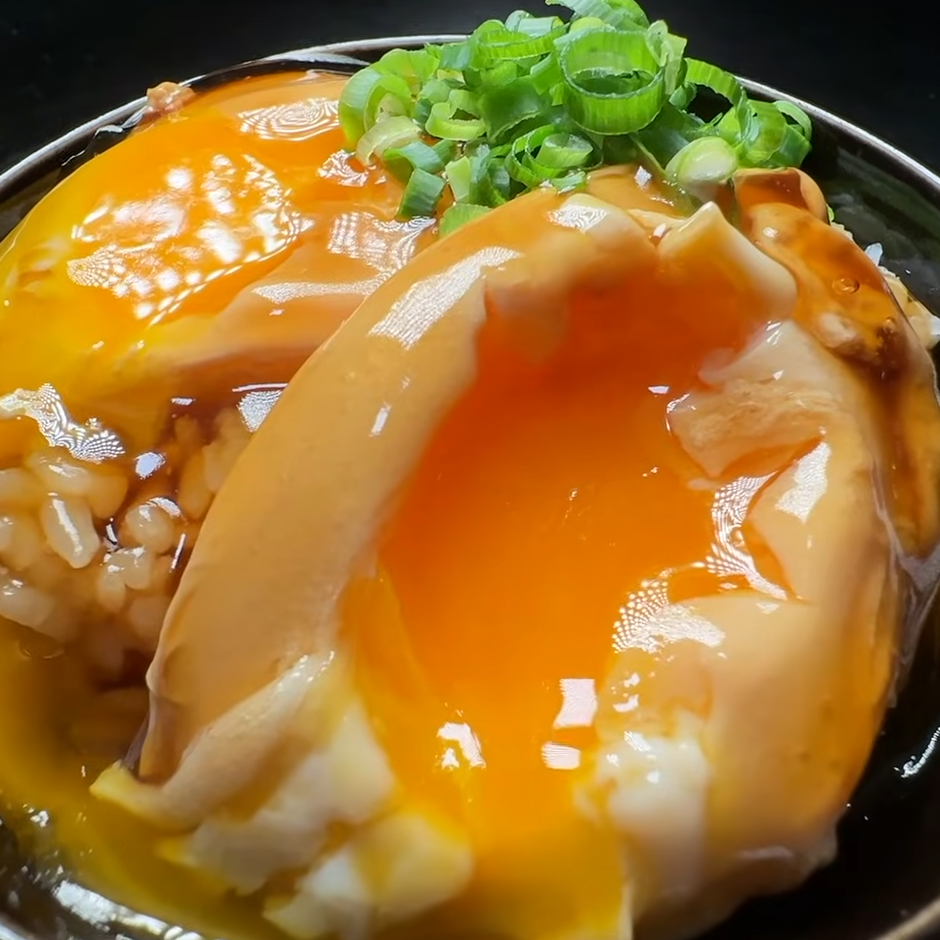  もう普通の煮卵には戻れない…。ゆで卵を使わない“煮卵”の作り方「とろっとろ」「味めっちゃ染みてる」 