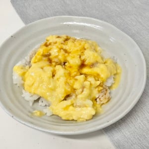 「たまごかけご飯」に入れるともっとおいしくなる！卵がふわふわになる食材とは？「クセになる」