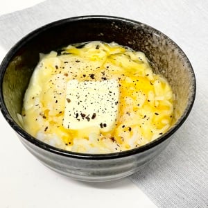 いつもの「卵かけご飯」がレベルアップする。一度食べたら“やみつきになる味付け”とは？