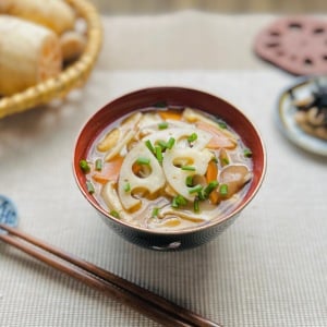 「みそ汁」にいれると腸がよろこぶ。食物繊維とビタミンCがたっぷりな冬の食材とは？「免疫力アップ」